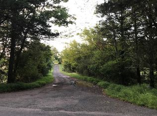 422 Hollow Horn Rd, Pipersville, PA 18947