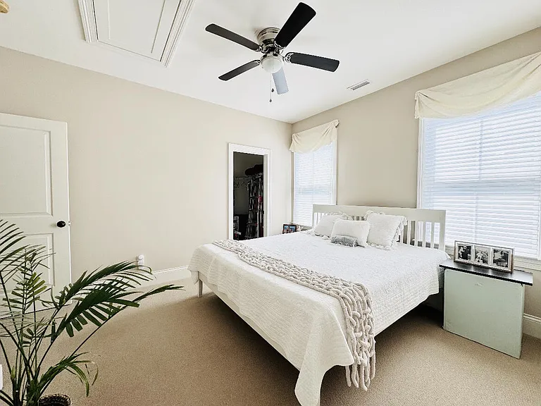 102 Wrigley Blvd — Photo 16