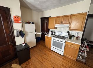 211 Holland St #2T, Somerville, MA 02144