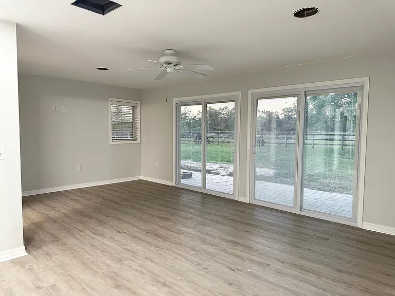 710 Morningside Dr — Photo 8