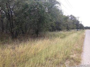 156 Longhorn Rd, Stockdale, TX 78160