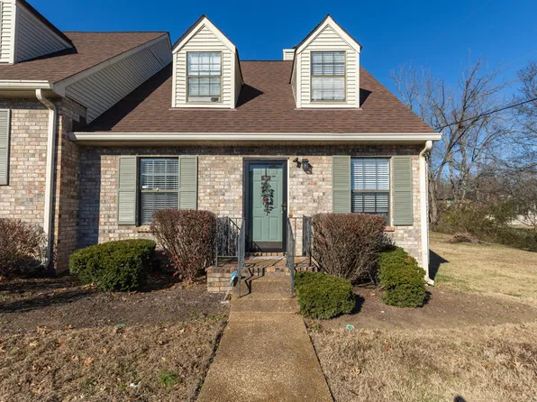 100 Deerpoint Ln, Hendersonville, TN 37075