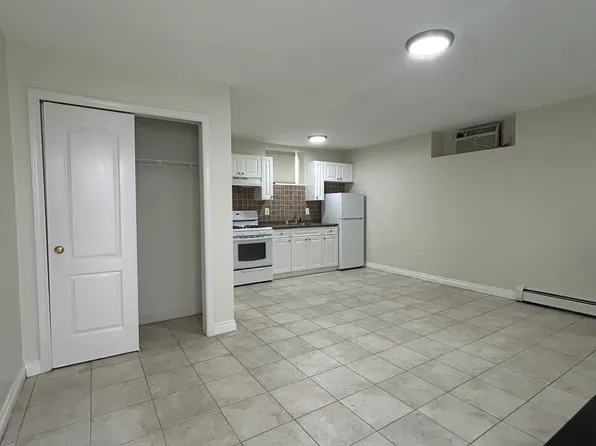 187 Mosely Ave #2, Staten Island, NY 10312