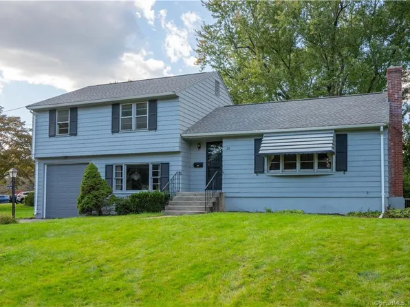 23 Skonet Road, West Hartford, CT 06117