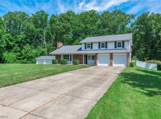 1575 Laurie Ln, Hinckley, OH 44233