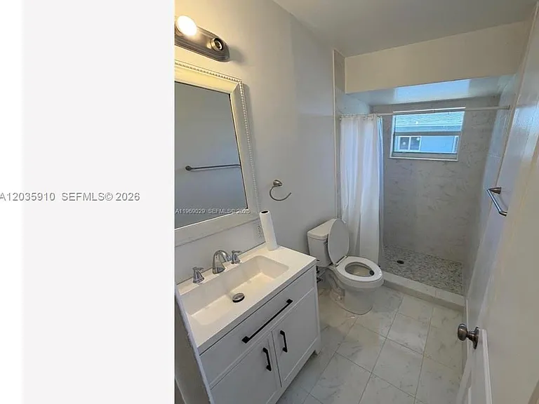 356 SW 2nd Pl #1-3 — Photo 9