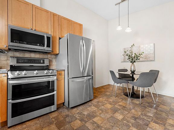 3rd image of 17 Latimer Pl