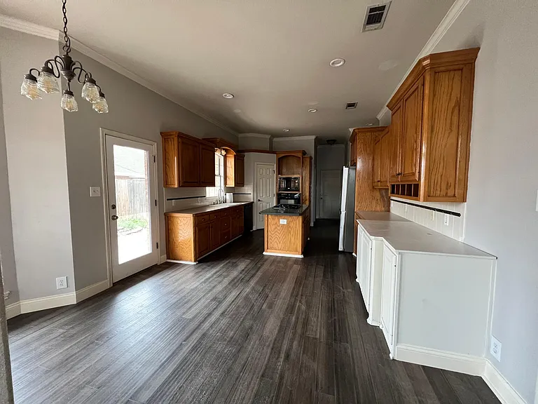 5506 Sterling Ct — Photo 14