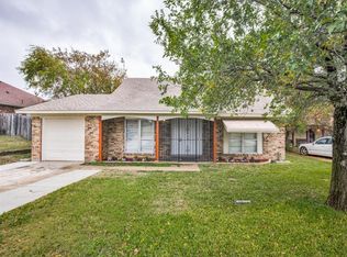 2740 N Saint Augustine Dr, Dallas, TX 75227