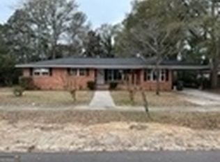 244 S Rountree St, Metter, GA 30439