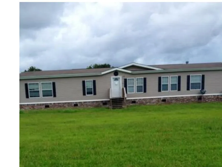 1312 L Dubois Rd — Photo 2