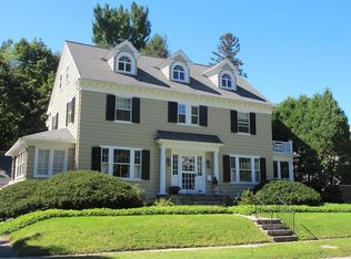 4 Burgess Rd, Worcester, MA 01609