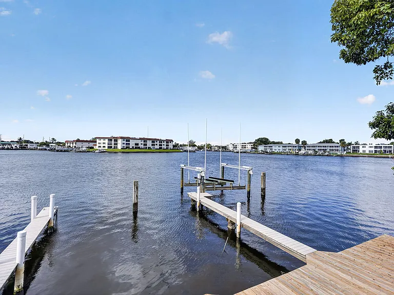 624 Southwind Cir #3 — Photo 37