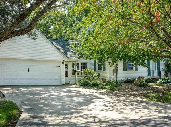 709 Madison St, Nashua, IA 50658