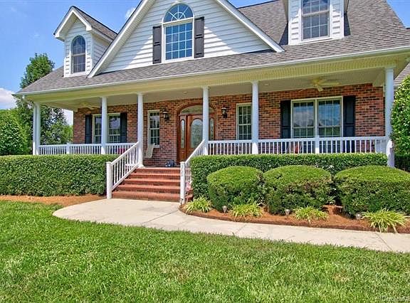 3rd image of 360 Fly Fisher Dr #92