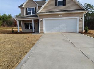 89 Sugarberry Pl, Spring Lake, NC 28390