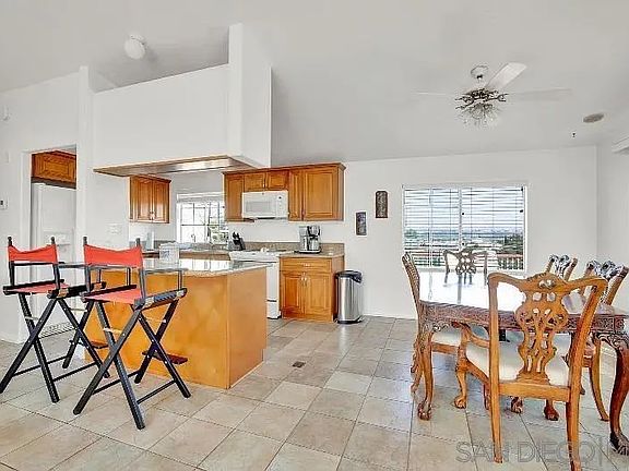 5th image of 2239 Meadow Lark Dr #2241