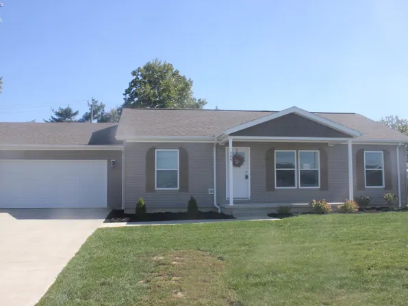 289 Caleb Dr, Fremont, OH 43420