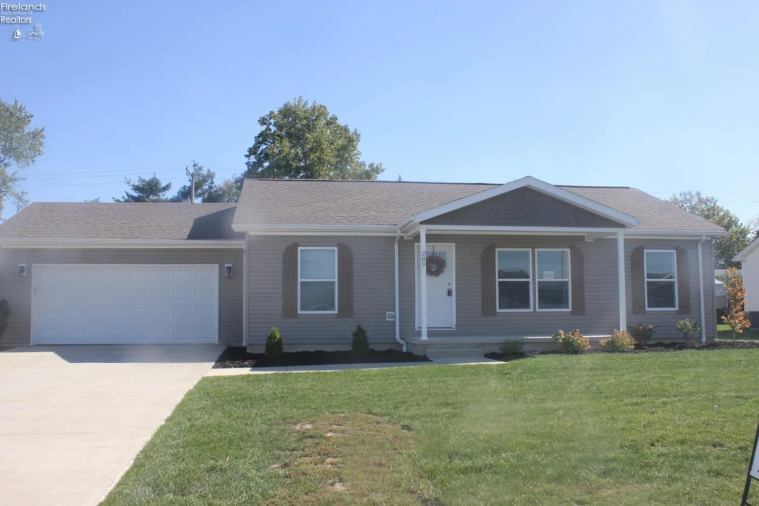 289 Caleb Dr photo 1