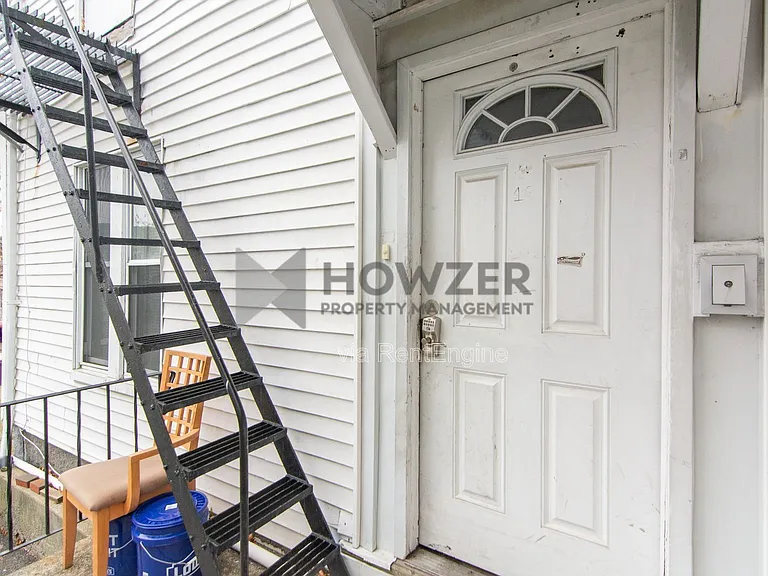 109 Green St #6 — Photo 12