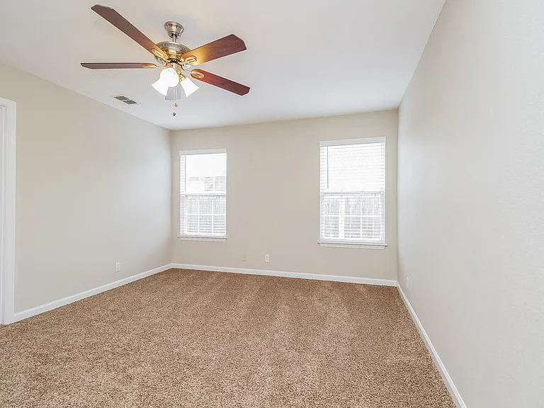 850 Maricopa Dr — Photo 11