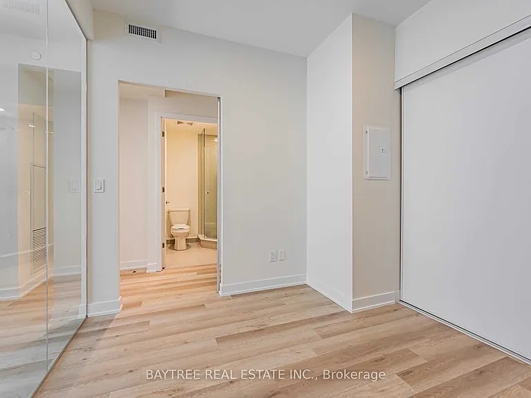 840 Saint Clair Ave W #414 — Photo 9
