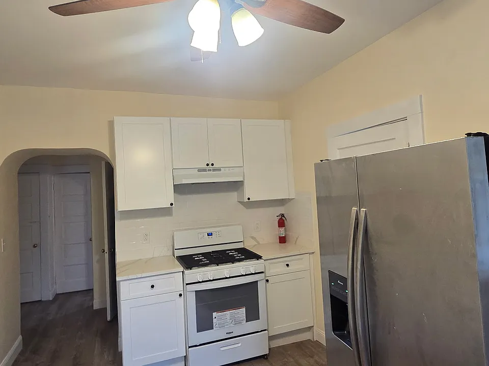 38 Mallon Rd #1