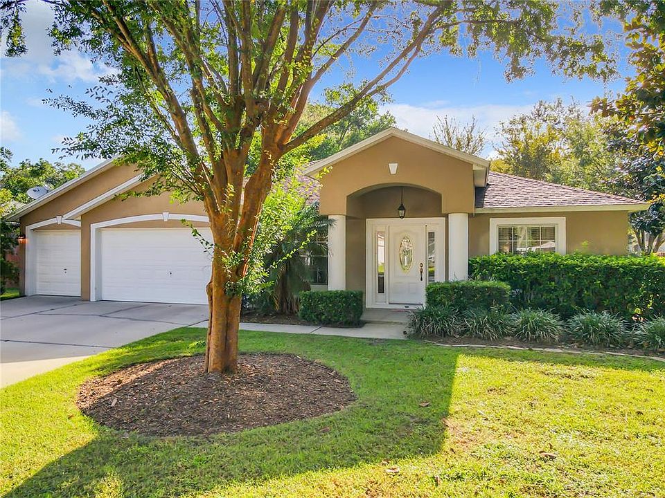 1st image of 721 CYPRESS OAK CIRCLE