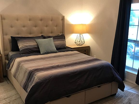 3rd image of 2425 Ashdale Dr APT 51