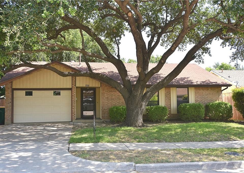 1st image of 437 Price Dr