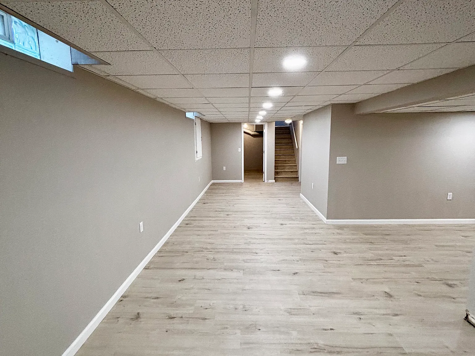 3 bed, 2000 sqft, $2,000 — Photo 2
