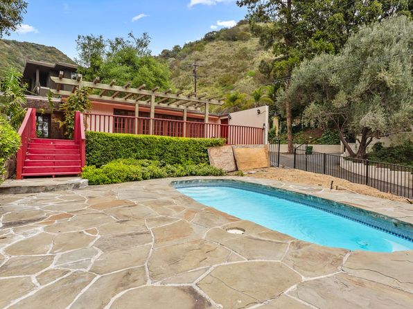 1450 Benedict Canyon Dr