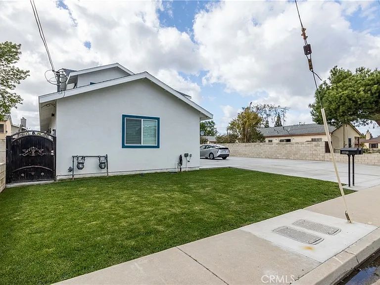 12751 Hazel Ave — Photo 30