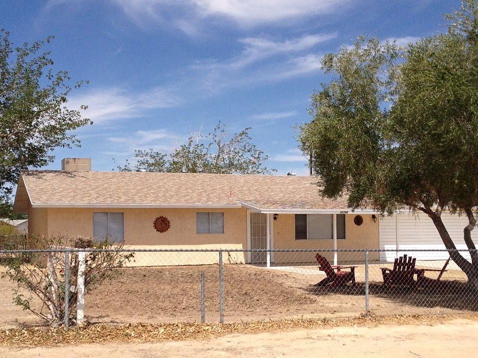 1st image of 32748 Amarylis St