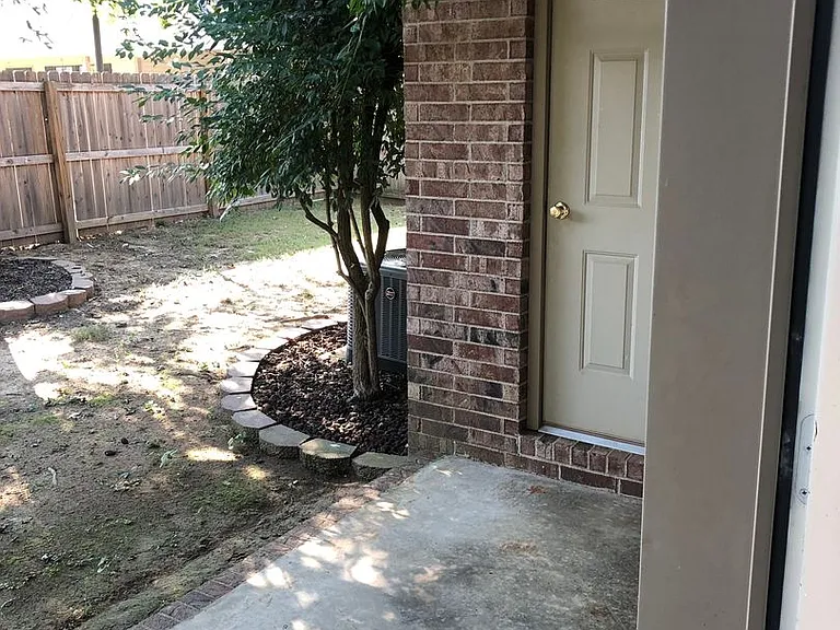 92 Lelia Ln — Photo 9