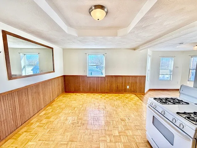 154 Woburn St #1 — Photo 6