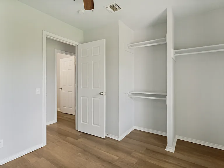 5535 Red Sky St — Photo 6
