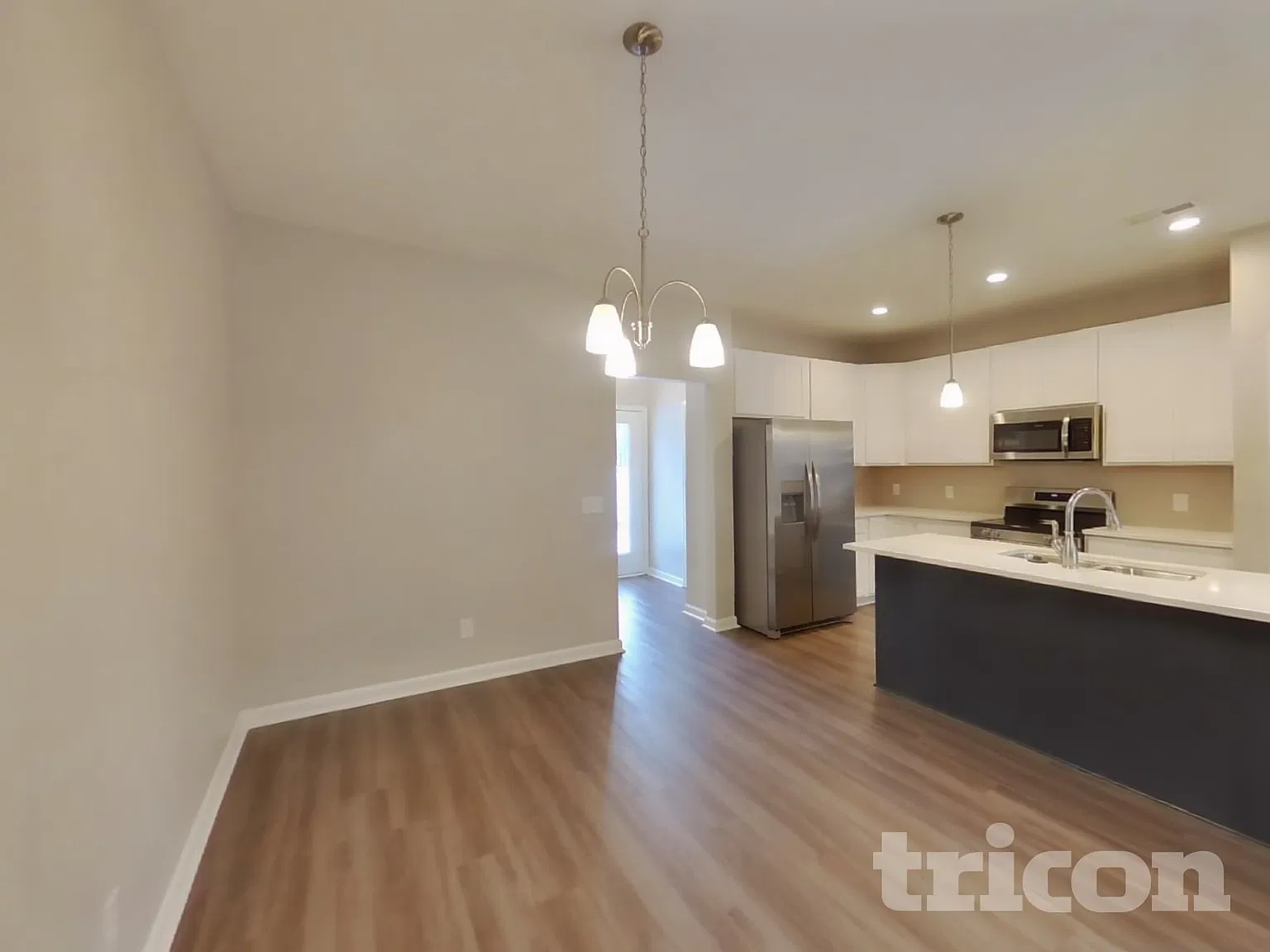 111 Thomas Point Drive Fortville IN — Photo 4