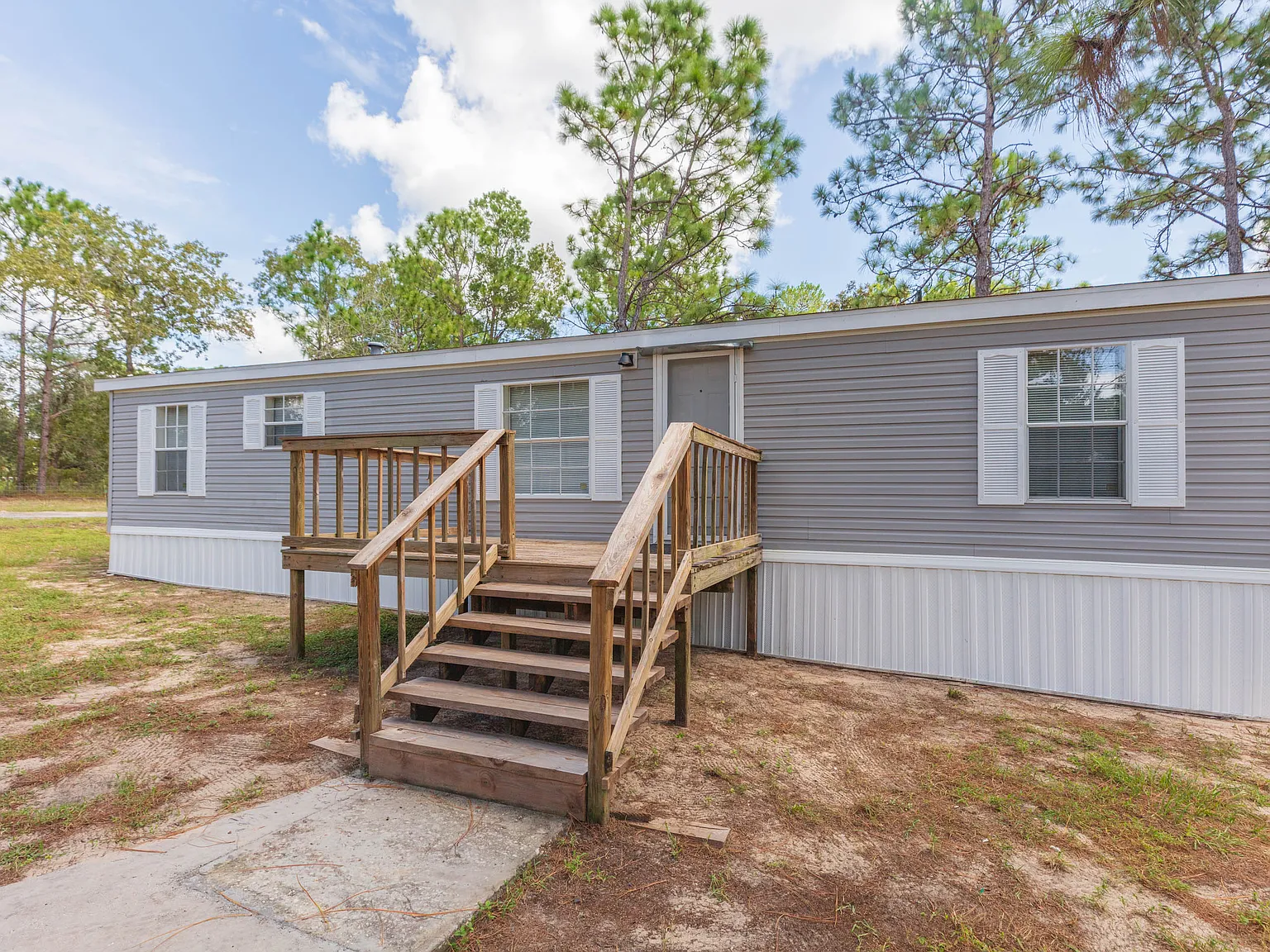 3 bed, 1152 sqft, $2,050 — Photo 2