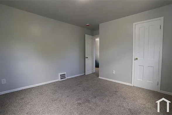 12402 Imperial Ave — Photo 12