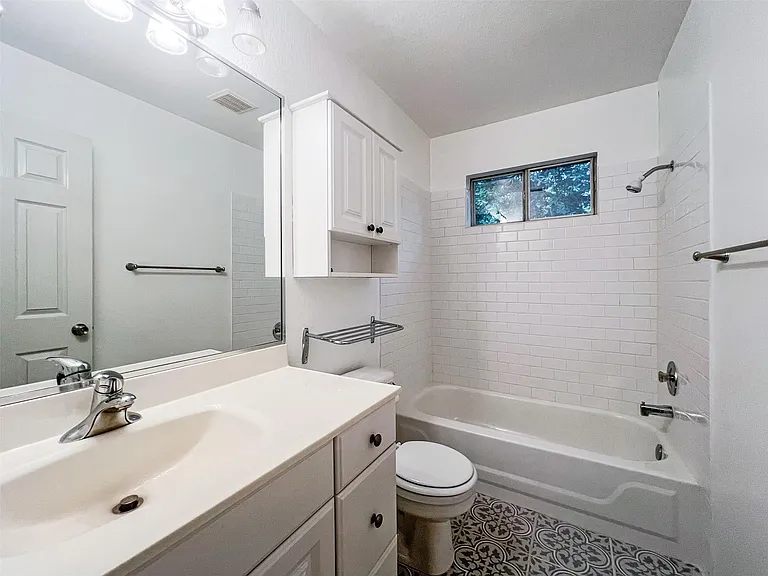 7521 Peabody Dr — Photo 26