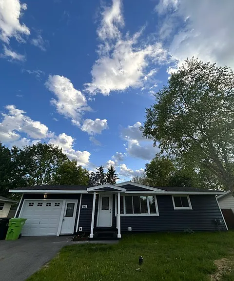 213 Sunflower Dr — Photo 2