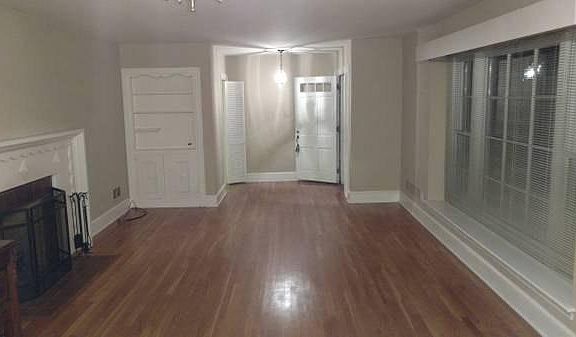 Formal Living/Foyer