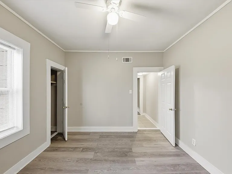225 Addington Dr NW — Photo 9