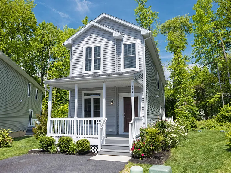Ascot Landing - Single Family Homes — Photo 1