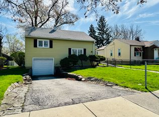 209 S Lewis Ave, Lombard, IL 60148