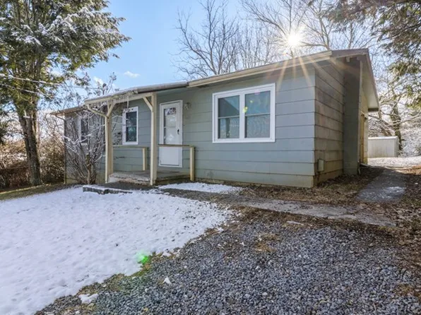 259 Hughes St, Abingdon, VA 24210