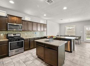 797 Hertfordshire St, El Paso, TX 79928