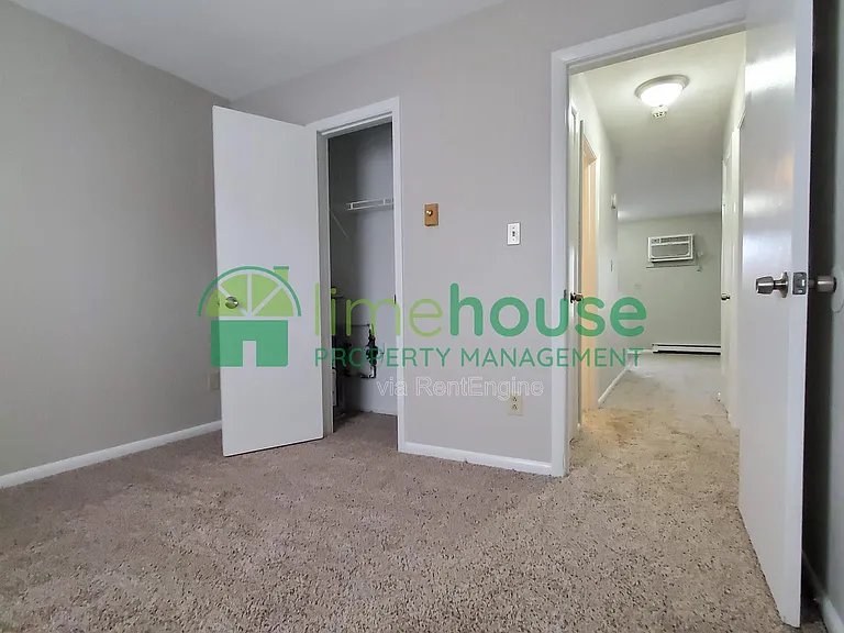 9117 Chesapeake Blvd #4 — Photo 10