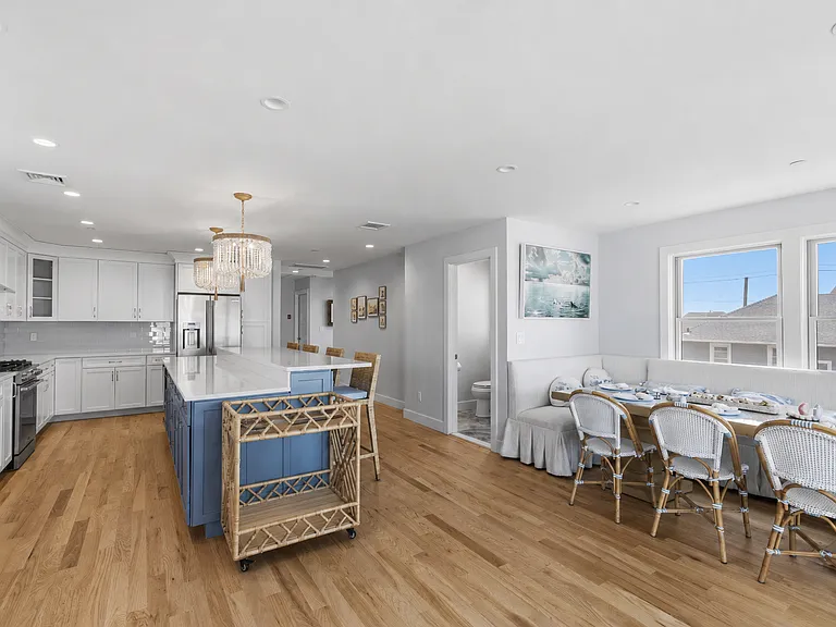 36 Virginia Ave — Photo 8